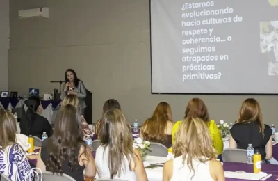 Síndrome de Estocolmo organizacional-Mujeres Industriales