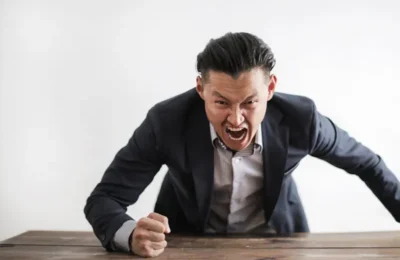 Manejo de estrés y control de la ira en los centros de trabajo