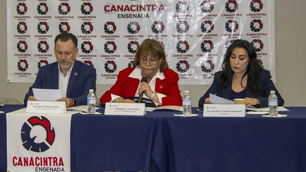 Último informe y nuevo presidente